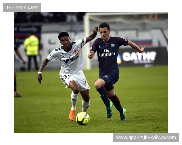 亚眠球员红牌遭罚，或将错过下场比赛，亚眠攻势