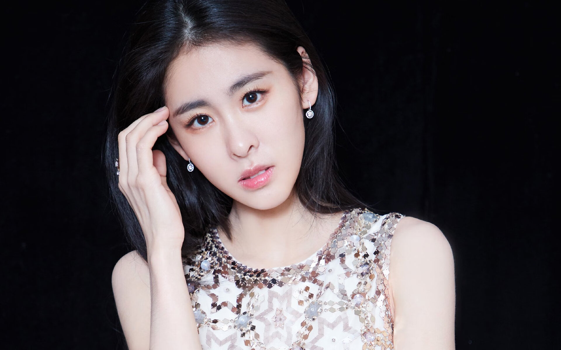 开云官网首页-前半程澳女队领先 中队后程反扑